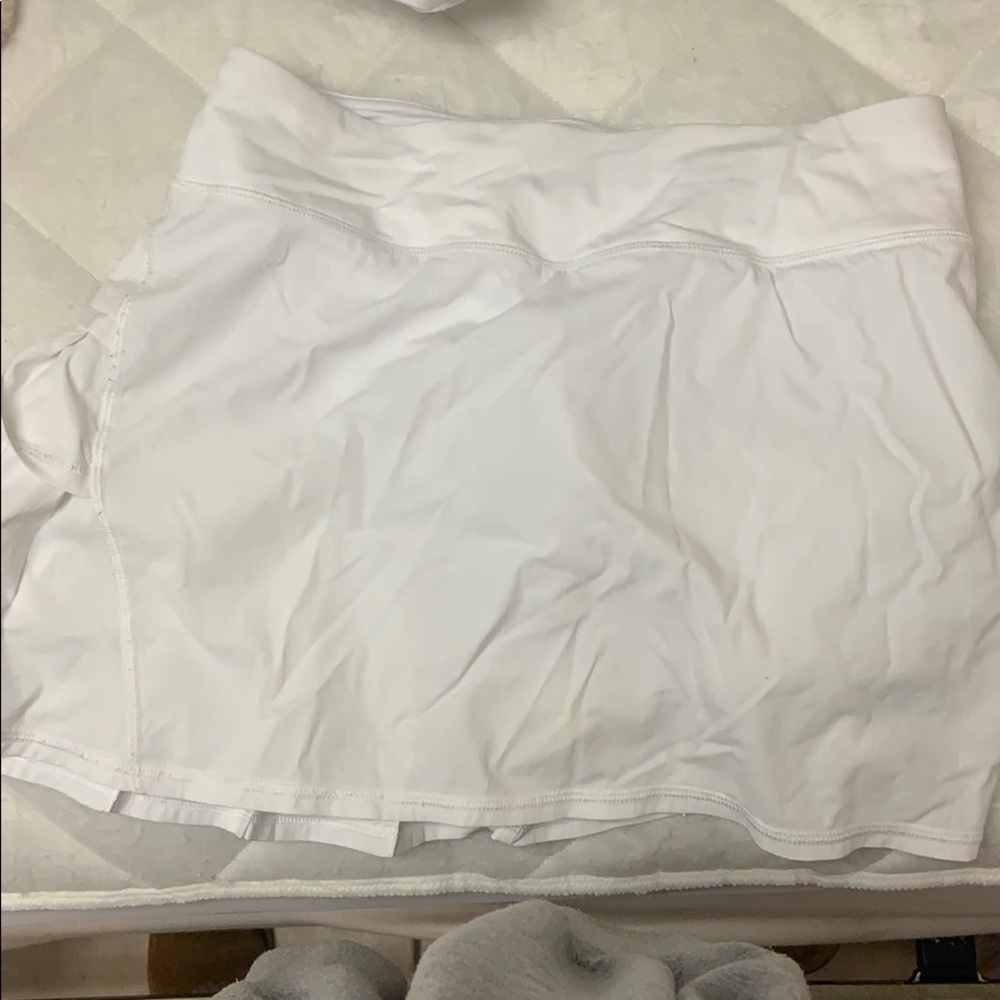 Lulu lemon skirt